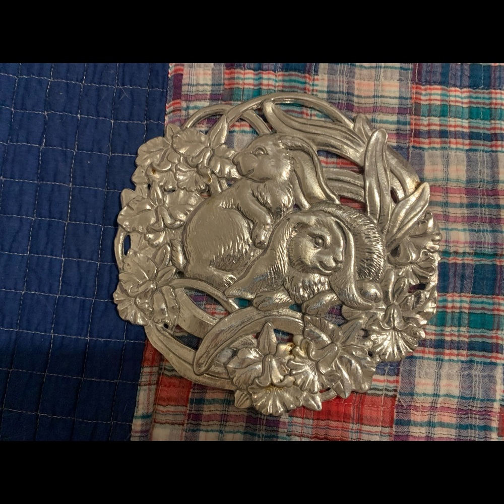 Arthur Court Bunny trivet